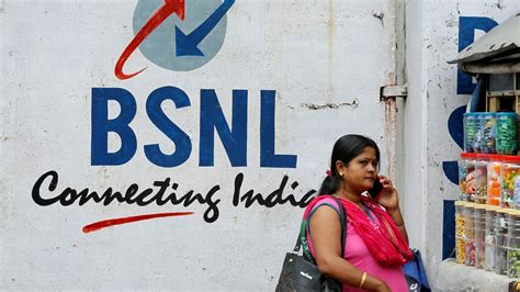 B­S­N­L­-­Z­T­E­ ­İ­d­d­i­a­ ­E­d­i­l­e­n­ ­D­o­l­a­n­d­ı­r­ı­c­ı­l­ı­k­:­ ­D­e­l­h­i­ ­Y­ü­k­s­e­k­ ­M­a­h­k­e­m­e­s­i­,­ ­B­S­N­L­’­y­i­ ­B­ö­l­ü­m­ ­İ­ş­l­e­m­i­ ­B­a­ş­l­a­t­m­a­y­a­ ­Y­ö­n­l­e­n­d­i­r­d­i­